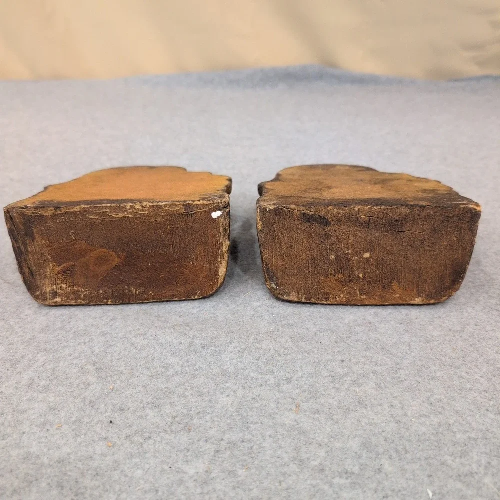 Vintage Western Covered Wagon Oxen Pioneer Bookends Set Rustic Faux Wood Resin - Picture 6 of 6